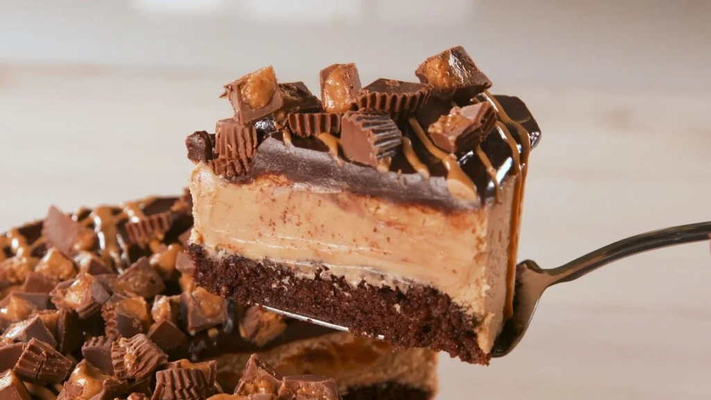 Peanut Butter Chocolate Cake Cheesecake