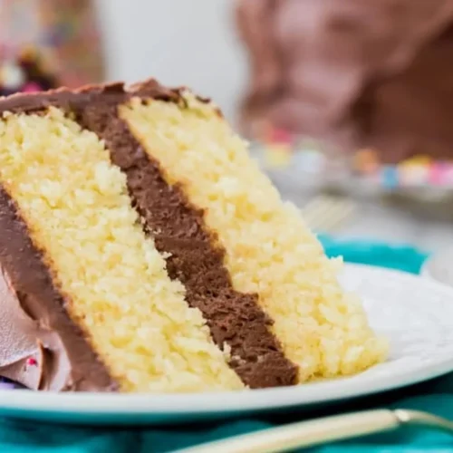 Vanilla Cake With Chocolate Frosting Recipe
