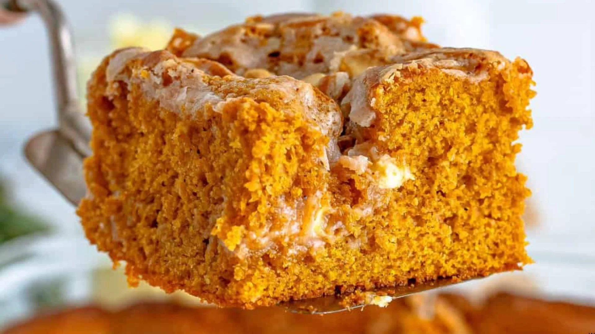 Pumpkin Earthquake Cake Recipe